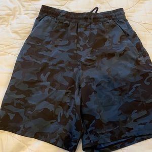 xsmall grey/blue camouflage lululemon shorts